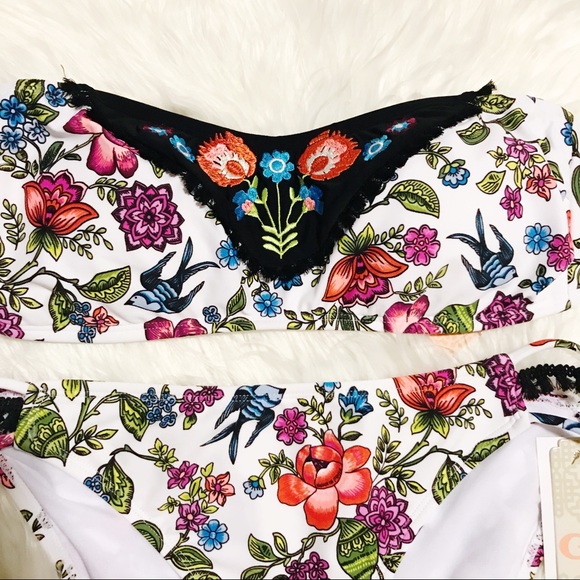 GB White Floral Bikini 2 Piece Set Large NWT - Picture 2 of 4